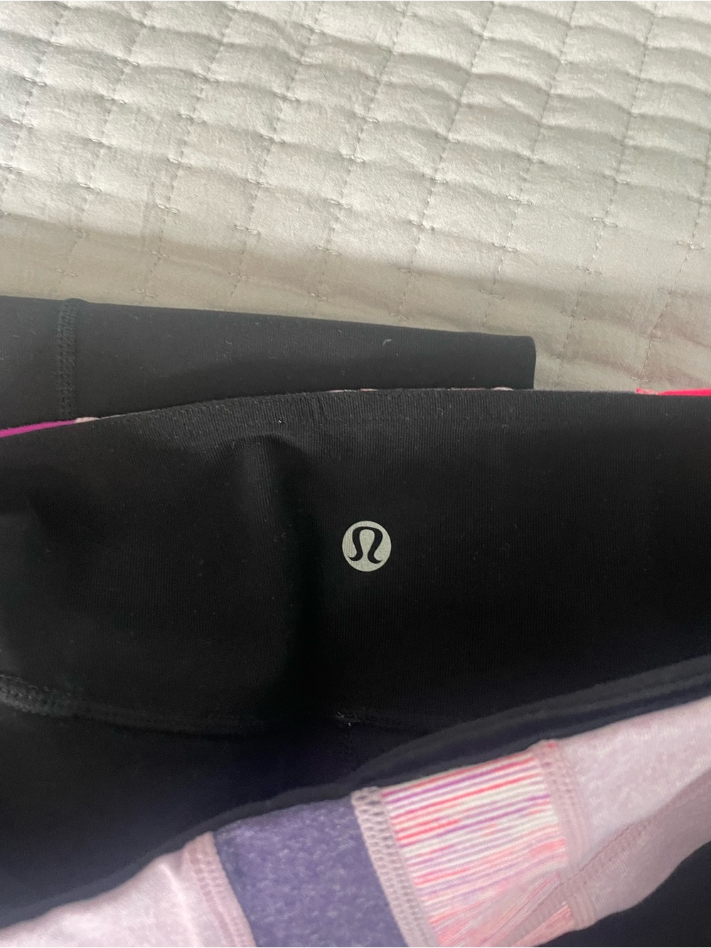 lululemon Groove Pant Reversible Foldover Flare Black Plaid Waistband Sz 6 - Picture 4 of 10